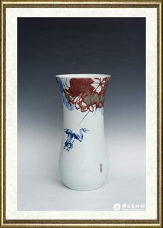 陈葆棣_青花釉里红《清池洼趣》瓶
