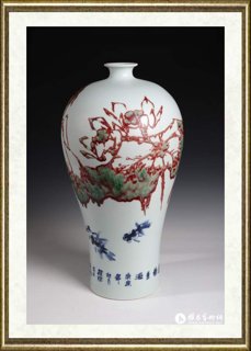 陈葆棣_青花釉里红《莲塘香溢》