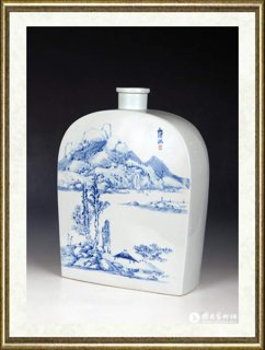 吴锦川_青花扁壶-山水