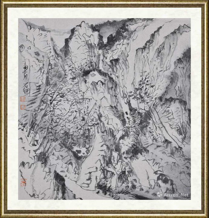 石纲_烟峦高万层