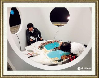 宋冬_与其女儿宋儿睿一同用食物做山水3