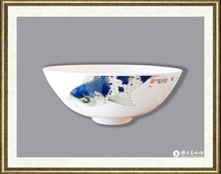 熊晖_鱼似乐（薄胎碗）